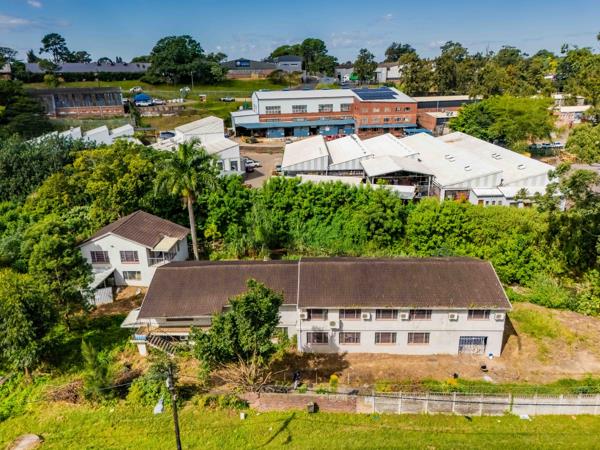 445 m² Commercial space