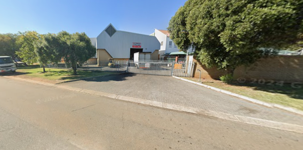 1 093 m² Commercial space