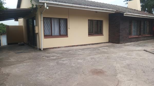 12 Bedroom House