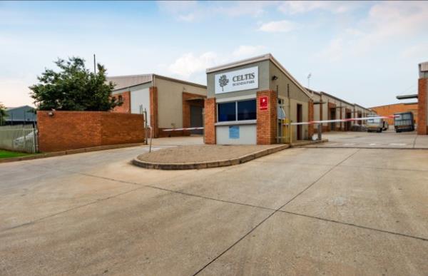 550 m² Office Space