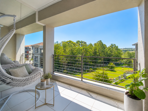 3 Bedroom ApartmentLonehill - Vista 6