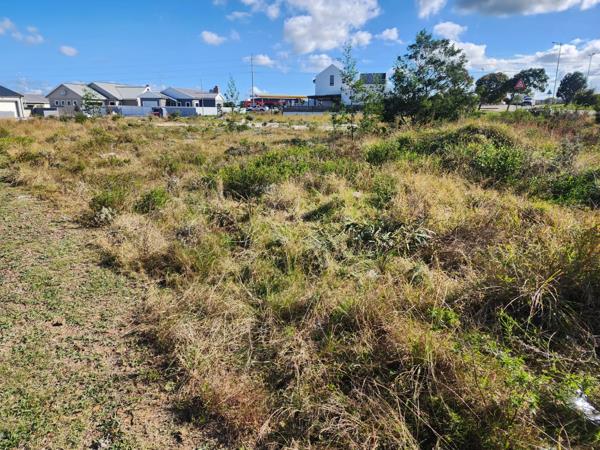 613 m² Land