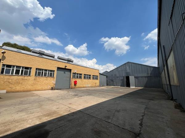 999 m² Industrial space