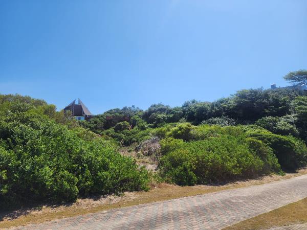 1 197 m² Land