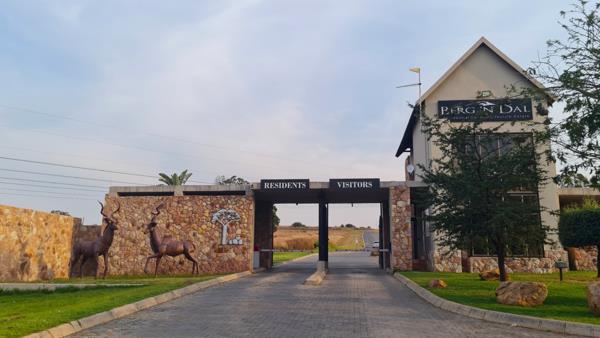 478 m² Land