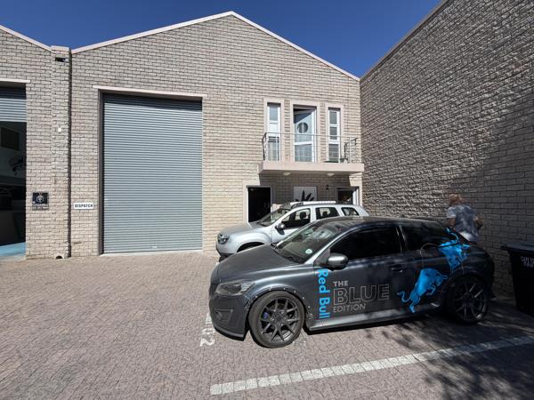 644 m² Industrial space