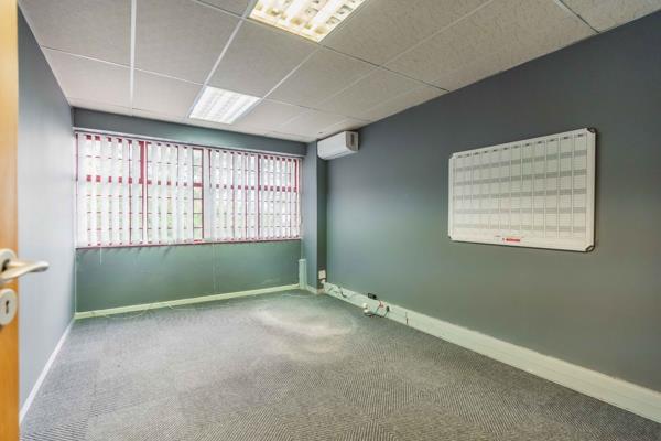 1 180 m² Industrial space