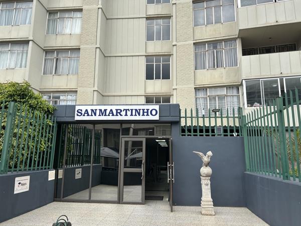 3.5 Bedroom Apartment