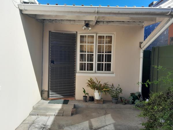 1 Bedroom Garden Cottage