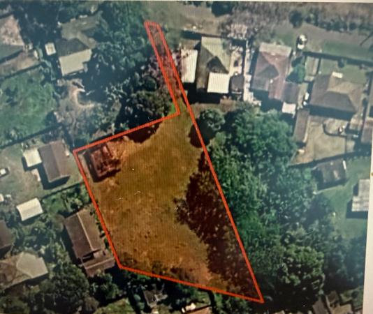 2 284 m² Land