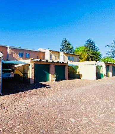 3 Bedroom Townhouse