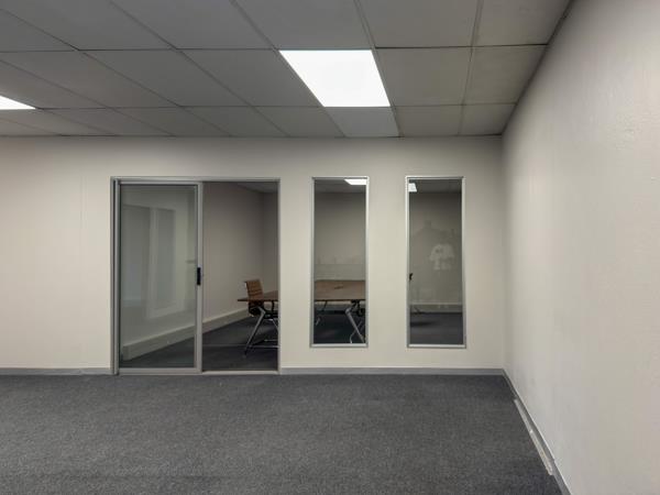 252 m² Office Space