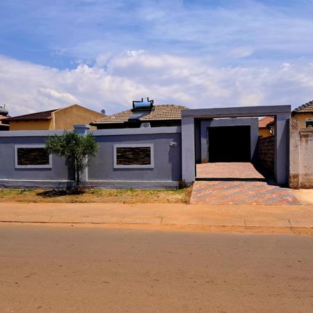 2 Bedroom House