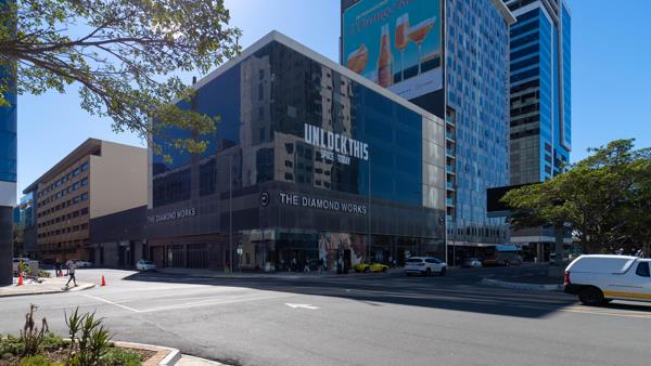 4 800 m² Commercial space