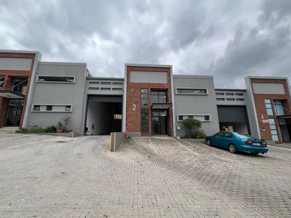 363 m² Industrial space