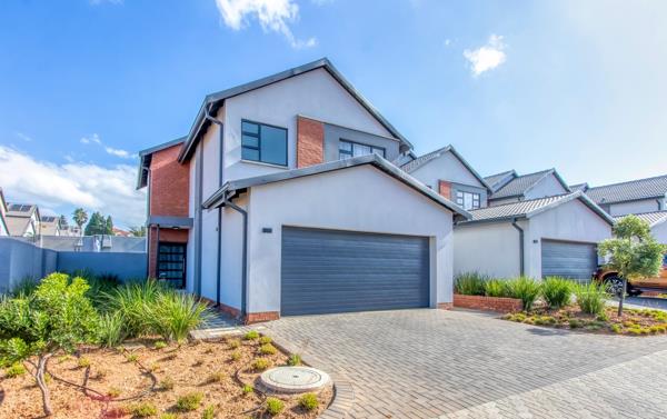 4 Bedroom Townhouse