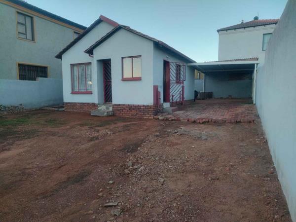 2 Bedroom House