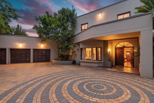 7 Bedroom House