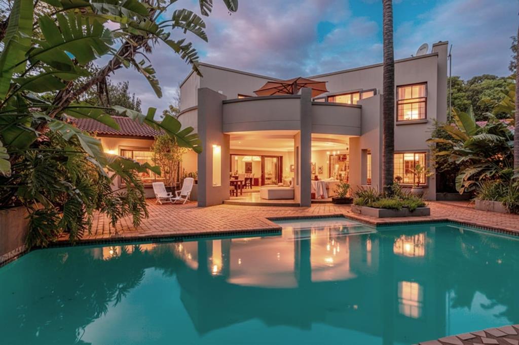 7 Bedroom House