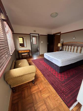 6 Bedroom House