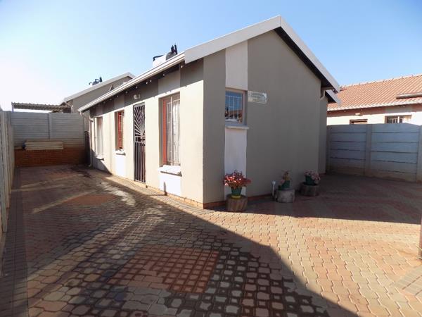 3 Bedroom Simplex