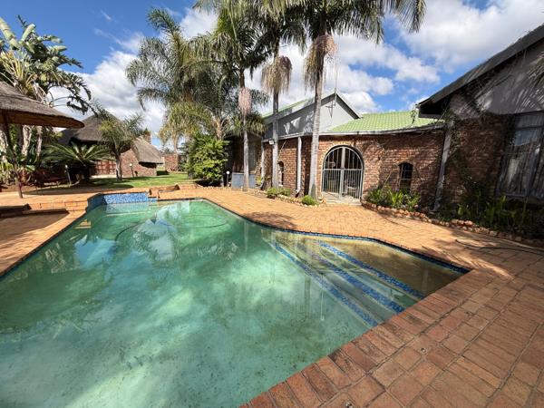 5 Bedroom House