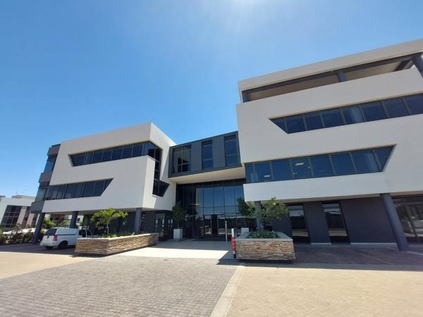 1 332 m² Commercial space