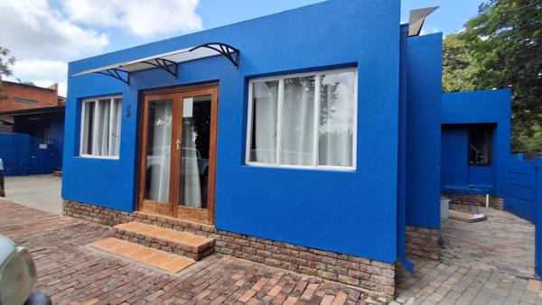 Bachelor apartment