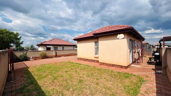 2 Bedroom House