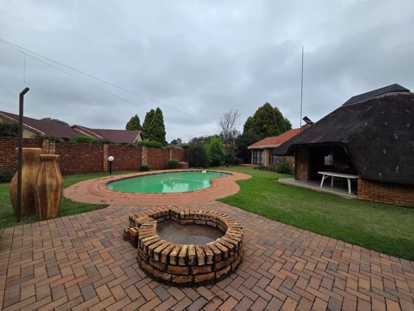 6 Bedroom House