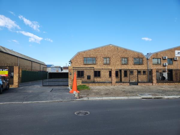 629 m² Industrial space