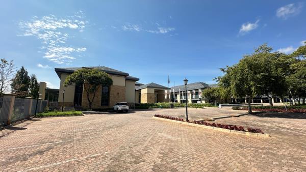 950 m² Office Space