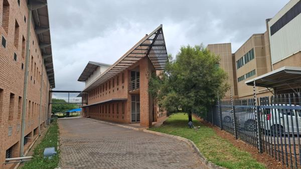 1 454 m² Office Space