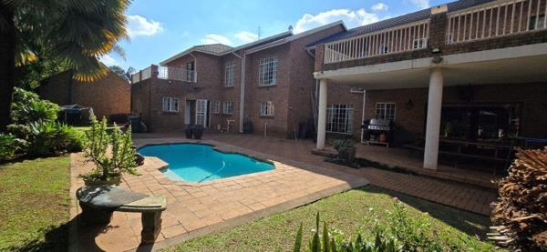 6 Bedroom House