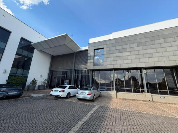 439 m² Commercial space