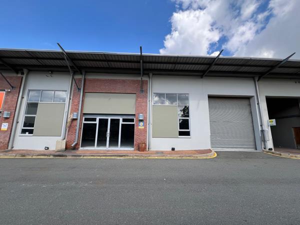 679 m² Industrial space