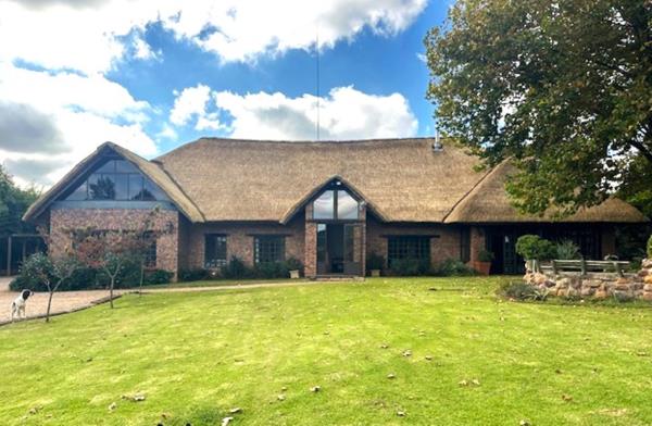 5 Bedroom House
