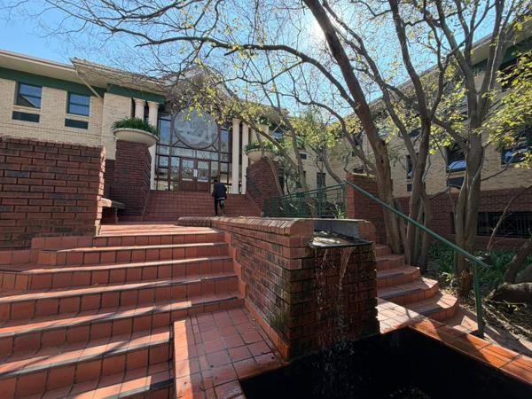 280 m² Commercial space