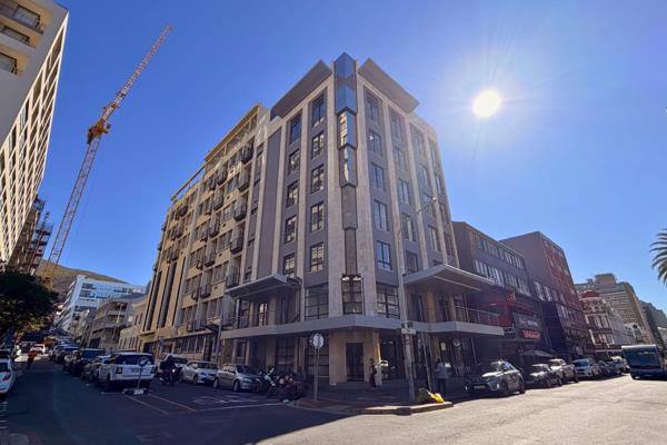 215 m² Office Space