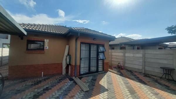 2 Bedroom House