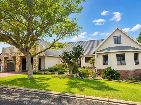 5 Bedroom House