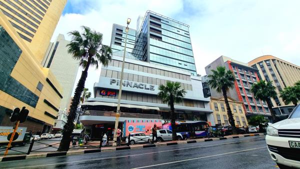 418 m² Office Space