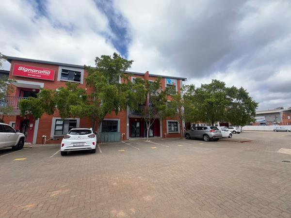355 m² Industrial space