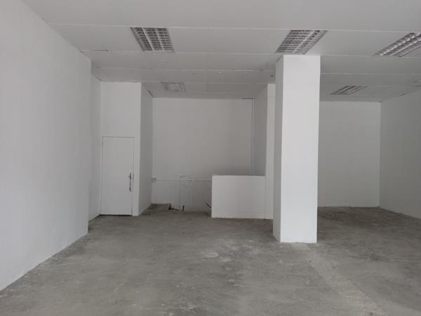 117 m² Retail Space