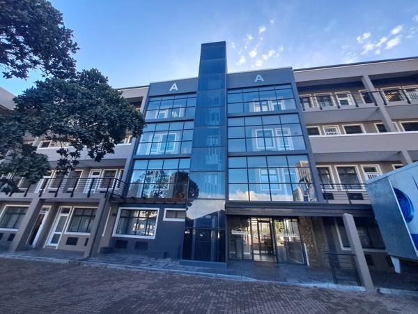 77 m² Commercial space