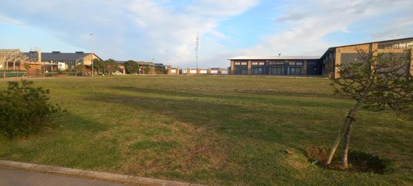 2 980 m² Land