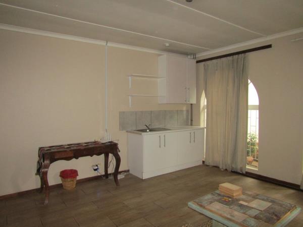 1 Bedroom House
