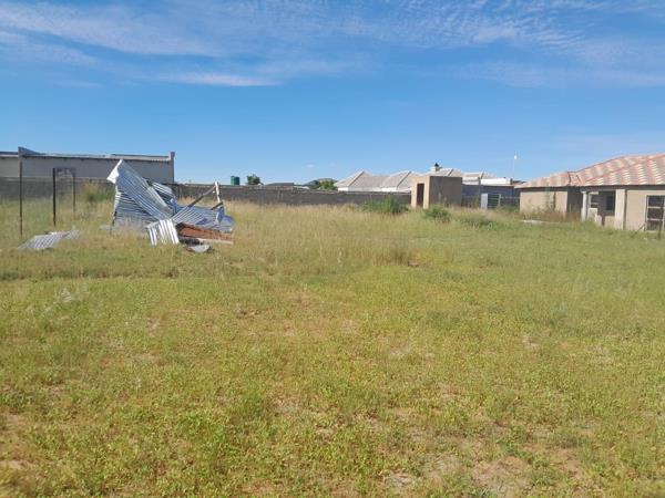 900 m² Land