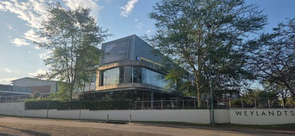 1 360 m² Commercial space