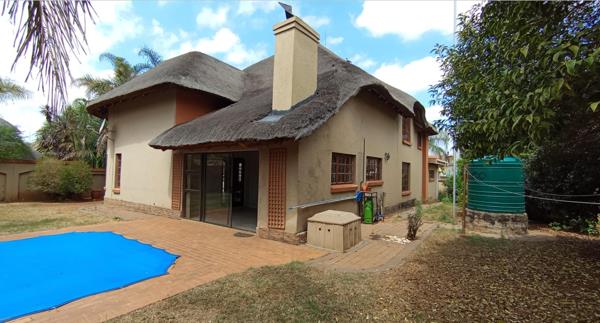 5 Bedroom House